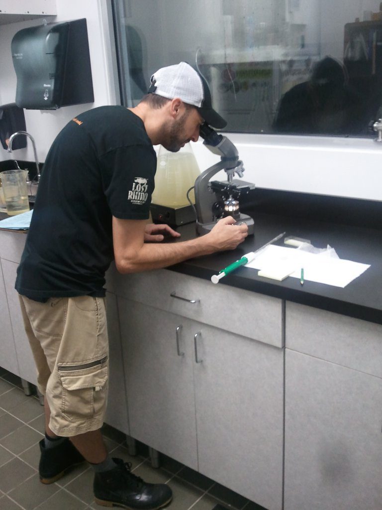 Favio-in-the-lab.jpg