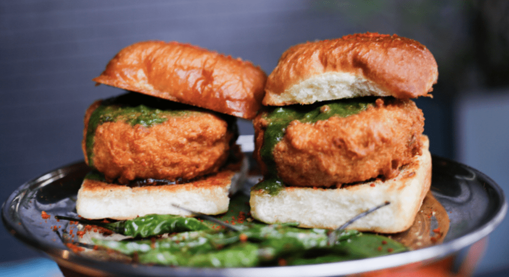 chai pani vada pav